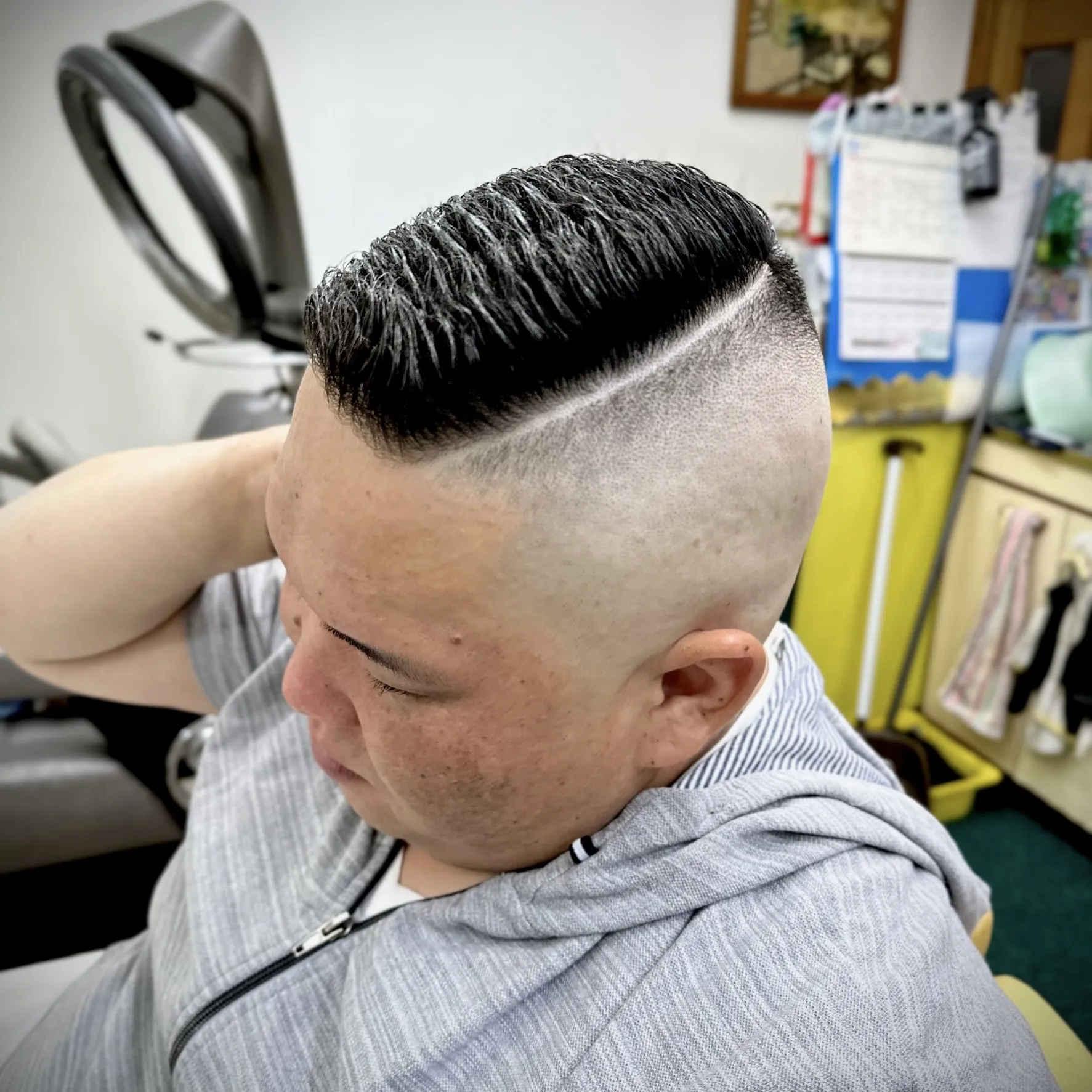 カットスキンフェード　