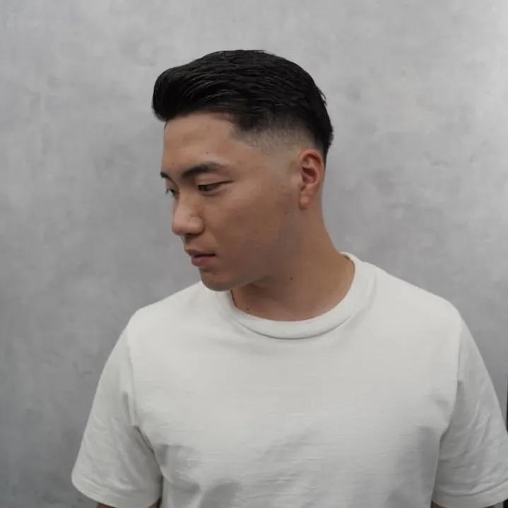 フェードカット×アイロンパーマ