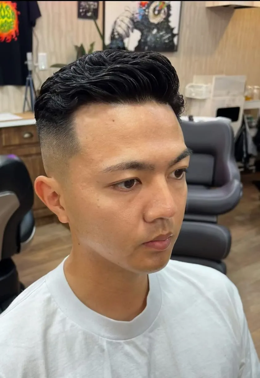 濡れパンスキンフェード