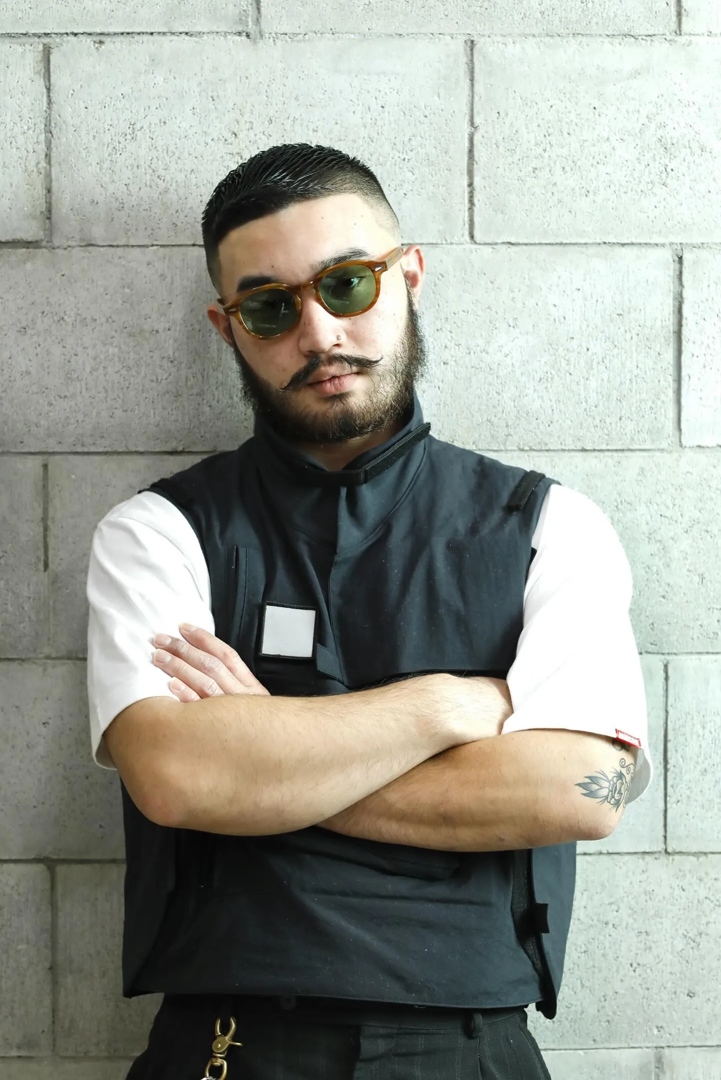 【バーバーカットコース】メンズフェードカット+眉カット+ラインアップデザイン