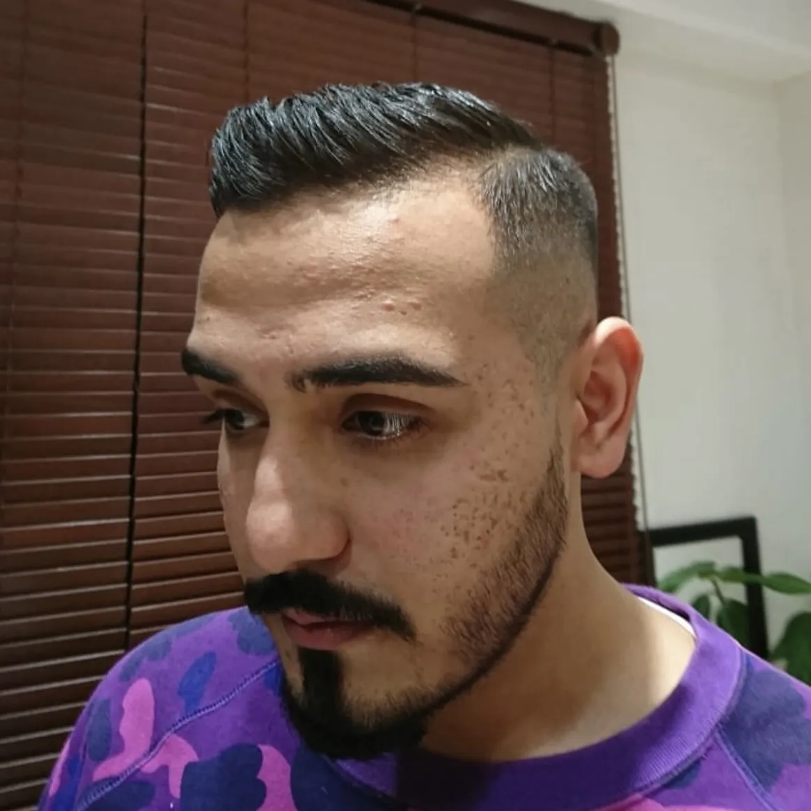 特殊なオイルのヘッドスパ　