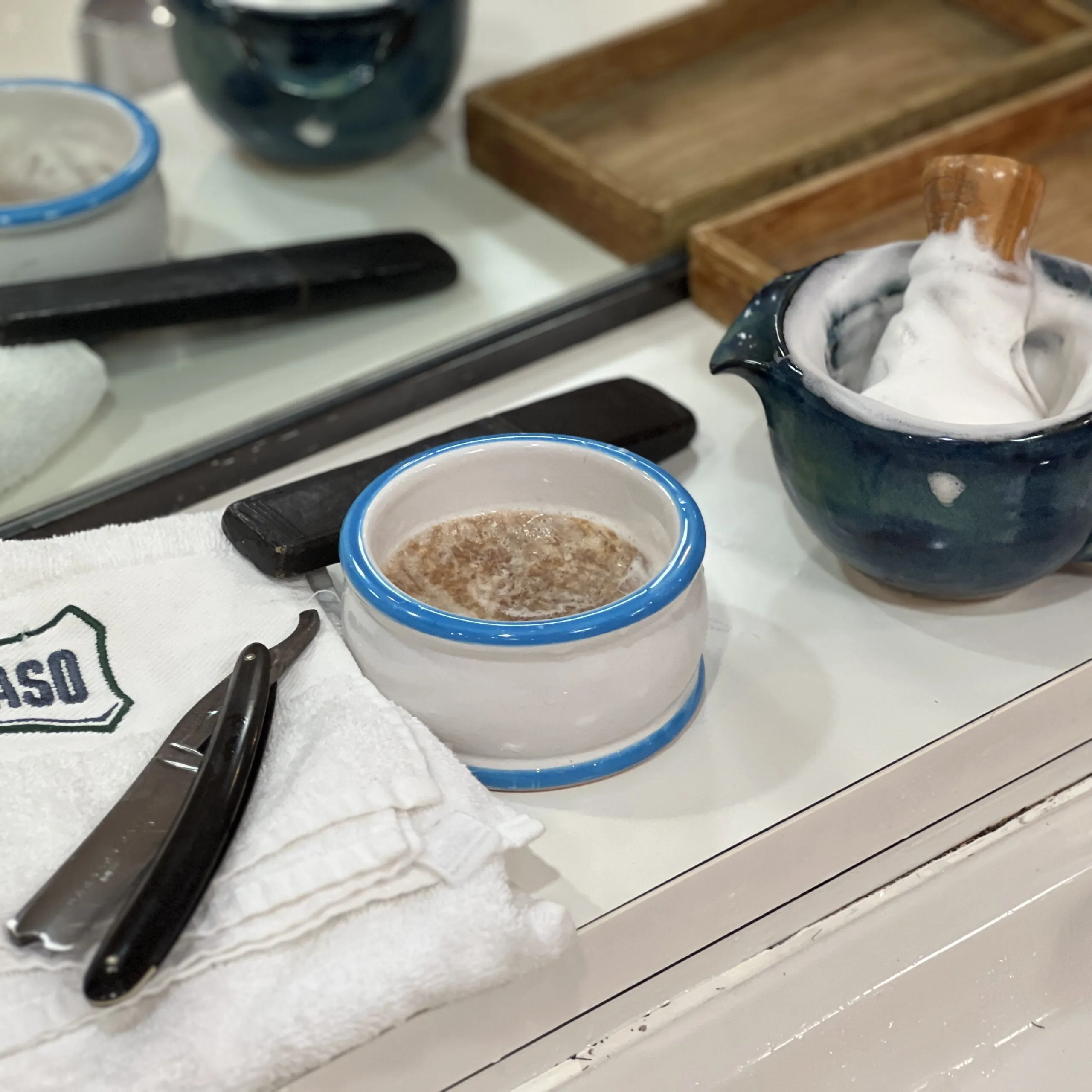 カット、シャンプー、シェービング　