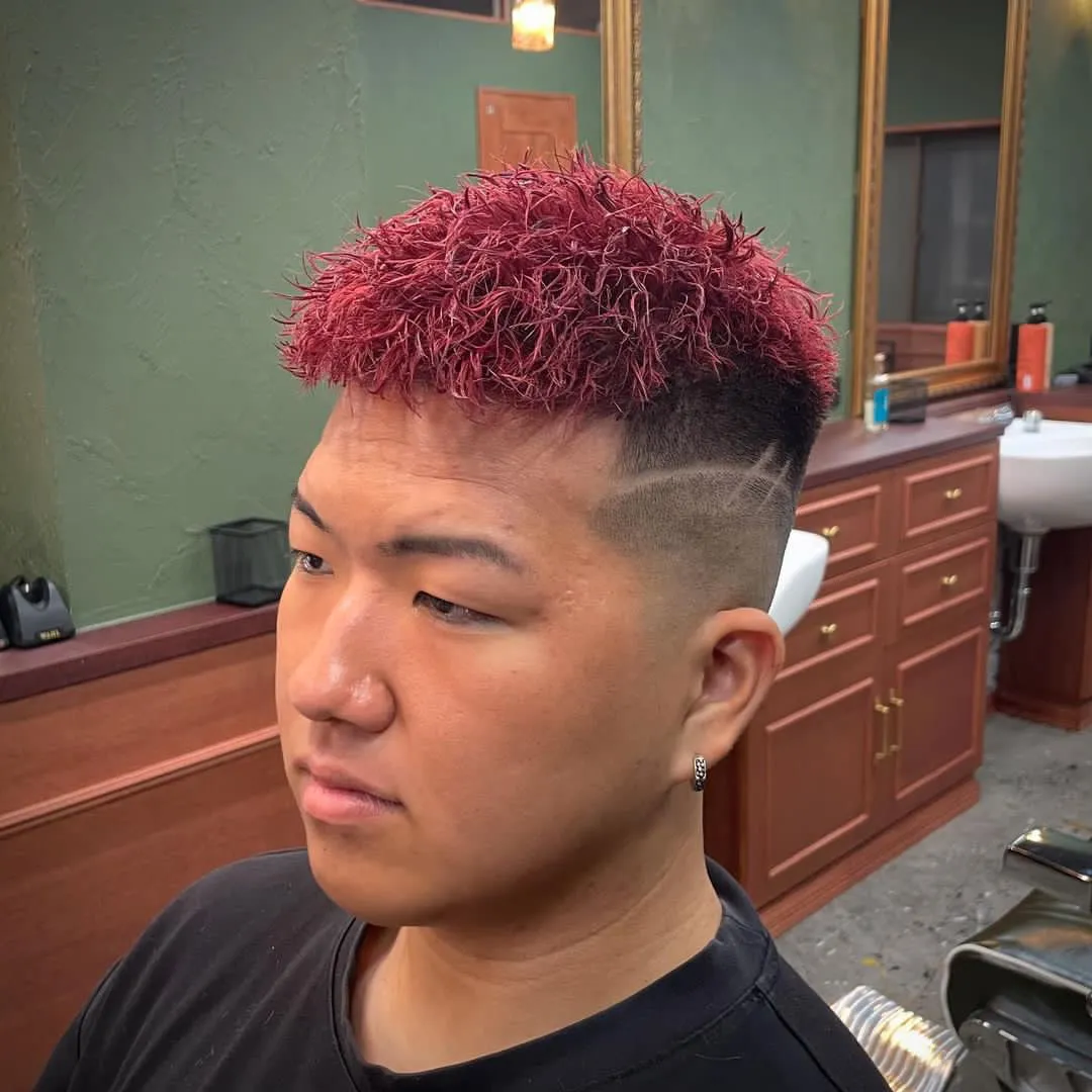 フェードカット＋ブリーチ＋オンカラー＋トリートメント