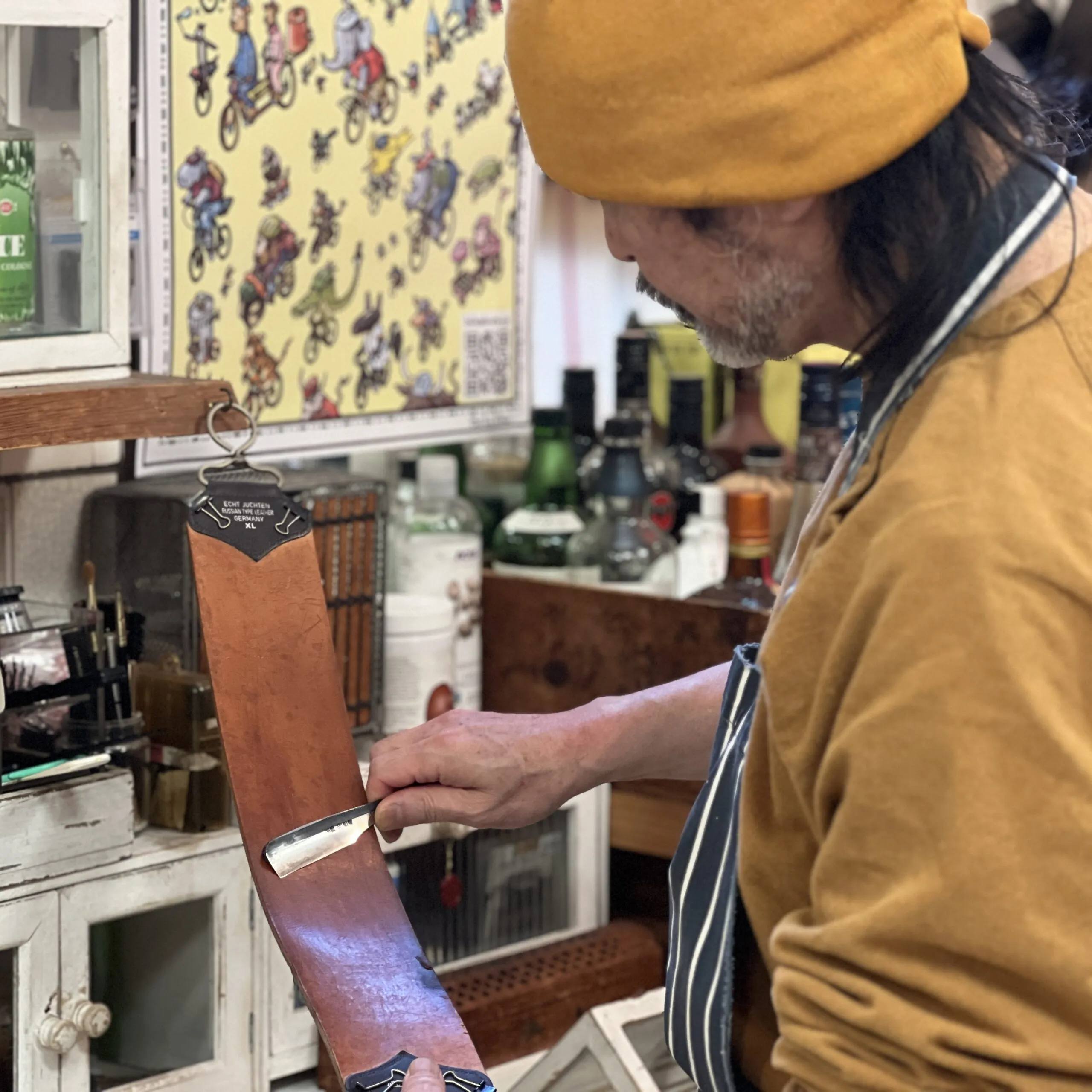 フルコース(カット、シャンプー、シェービング、スキャルプクレンジング、フェイシャルエステ)　