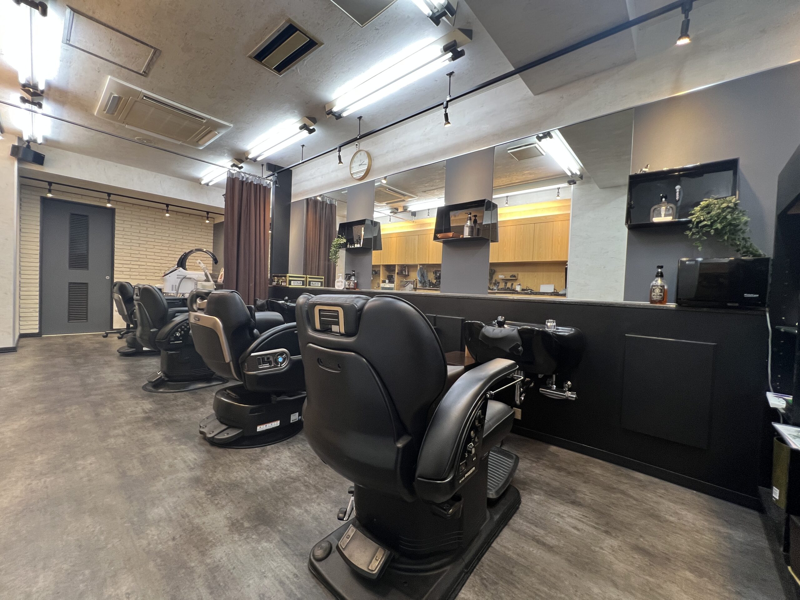 Barber TOKUTOKO【MENS HAIR SALON】