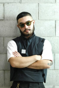 【バーバーカットコース】メンズフェードカット+眉カット+ラインアップデザイン 