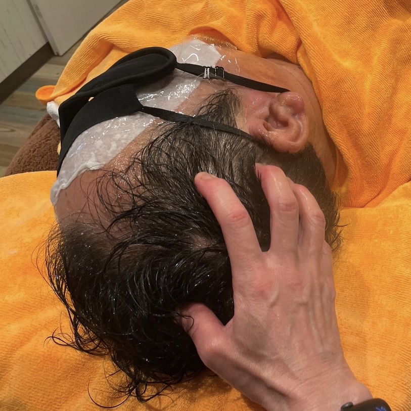 メンズカット＋シェービング＋ヘッドスパ　 ¥8,500