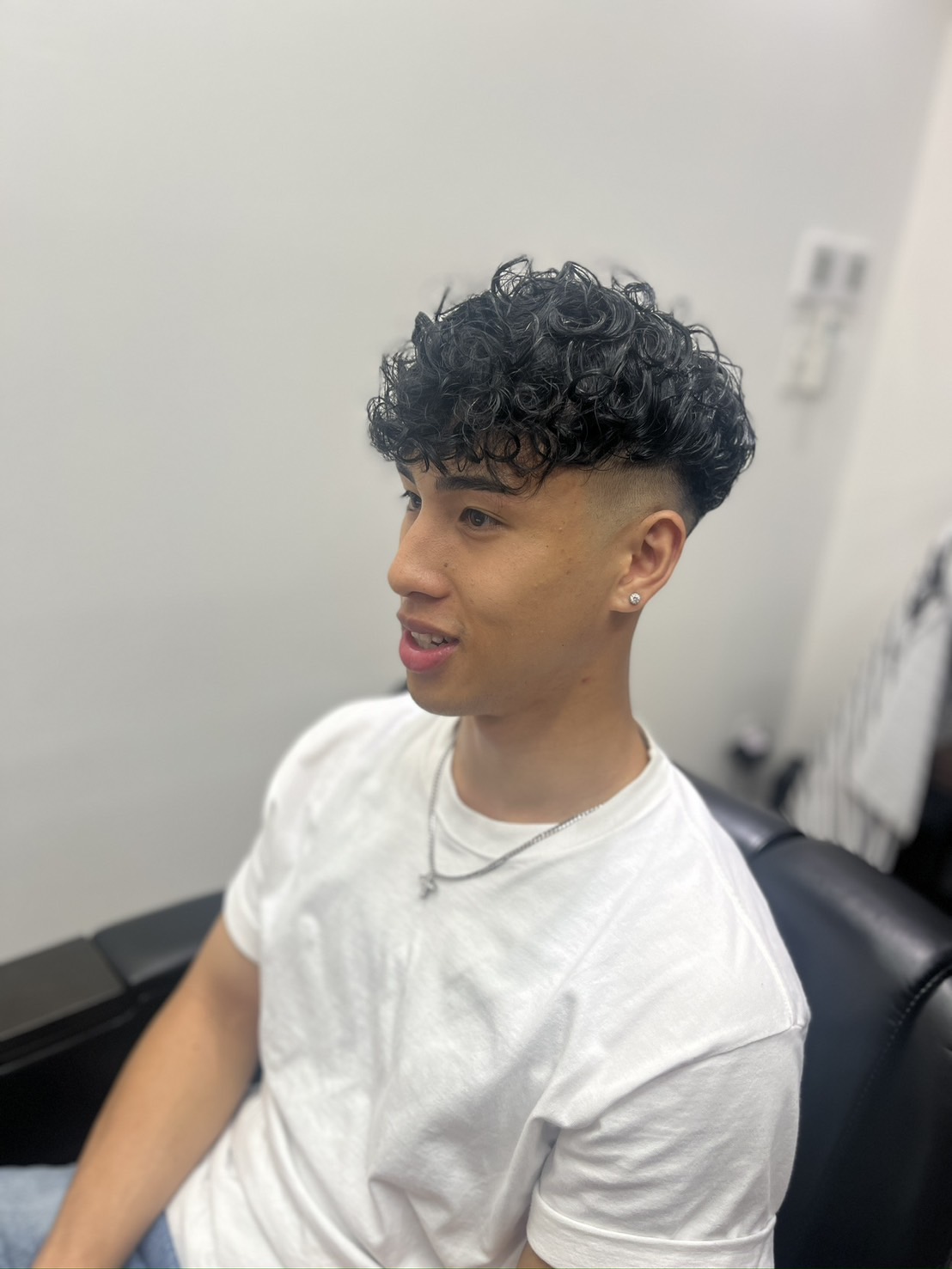 スペインカール フェードカット