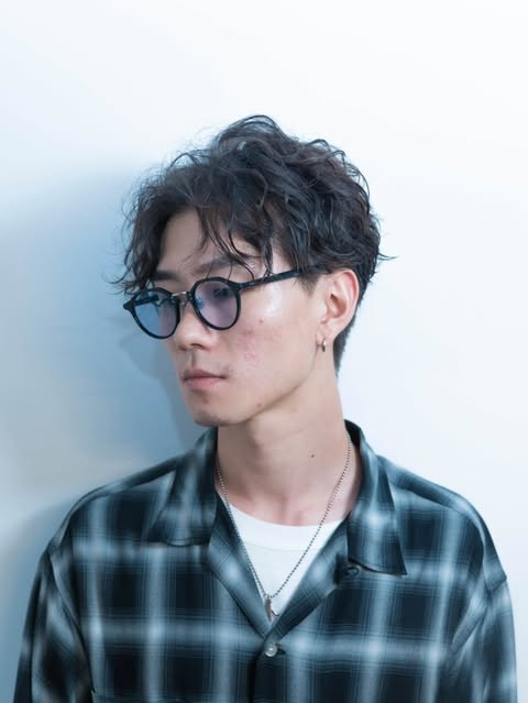 メンズカット＋特殊パーマ＋シェーブ ¥12650