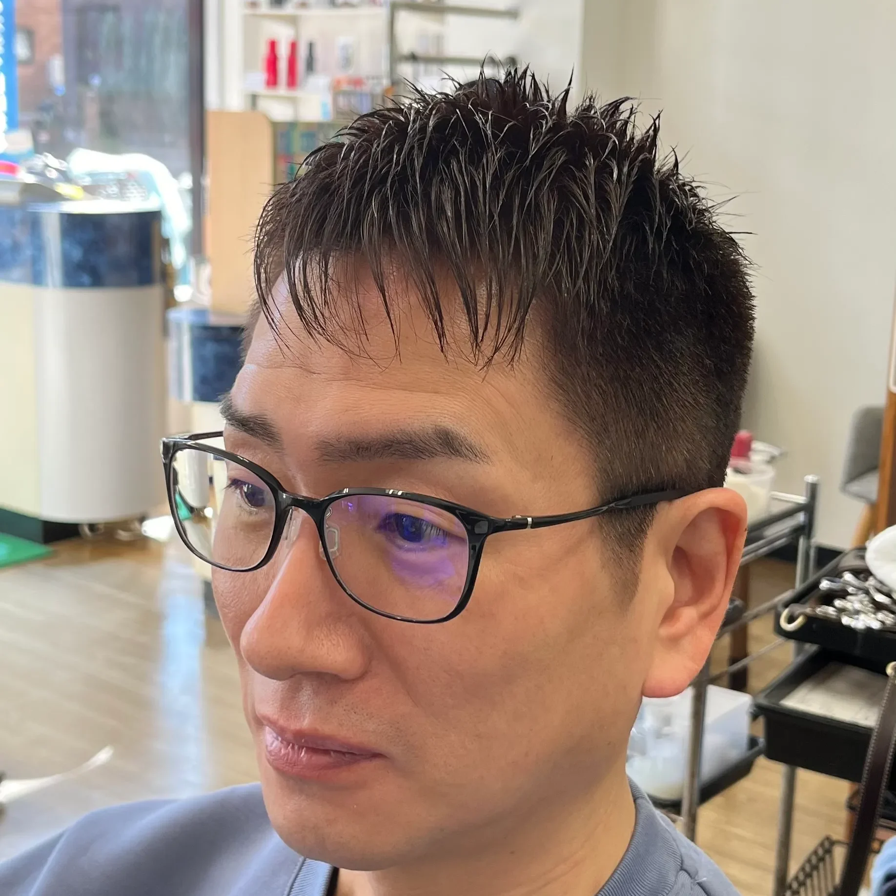 【人気No.1】デザインカット＋高濃度ヒアルロン酸シェービング＋眉カット　 5,500円