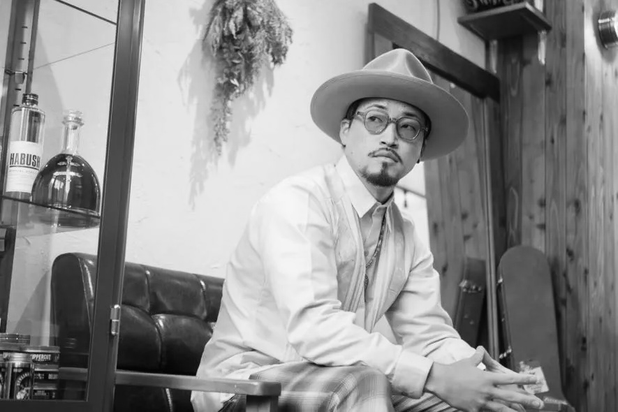 B-RAD BARBER　山本 卓士