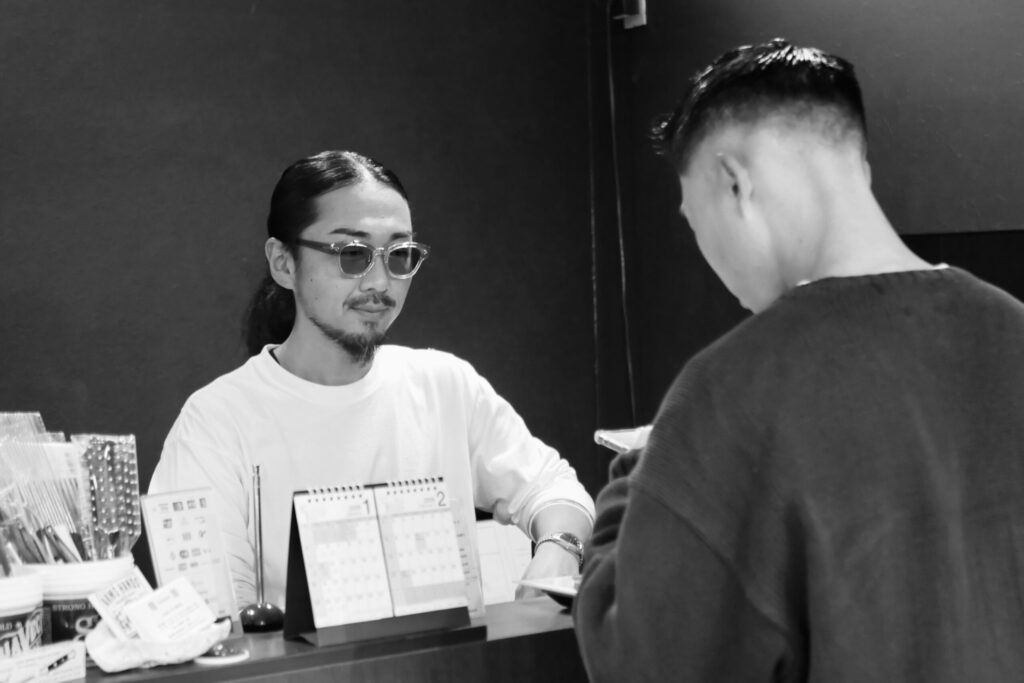 ARMS HANDS BARBER SHOP　朝倉 大策