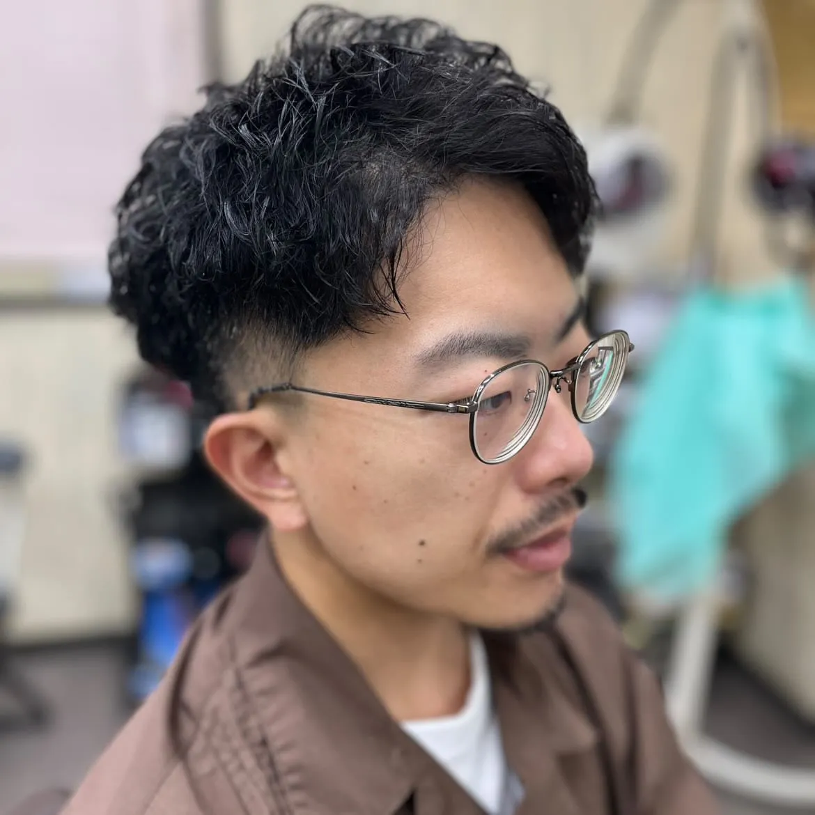 カット+アイロンパーマ  ¥11,000〜